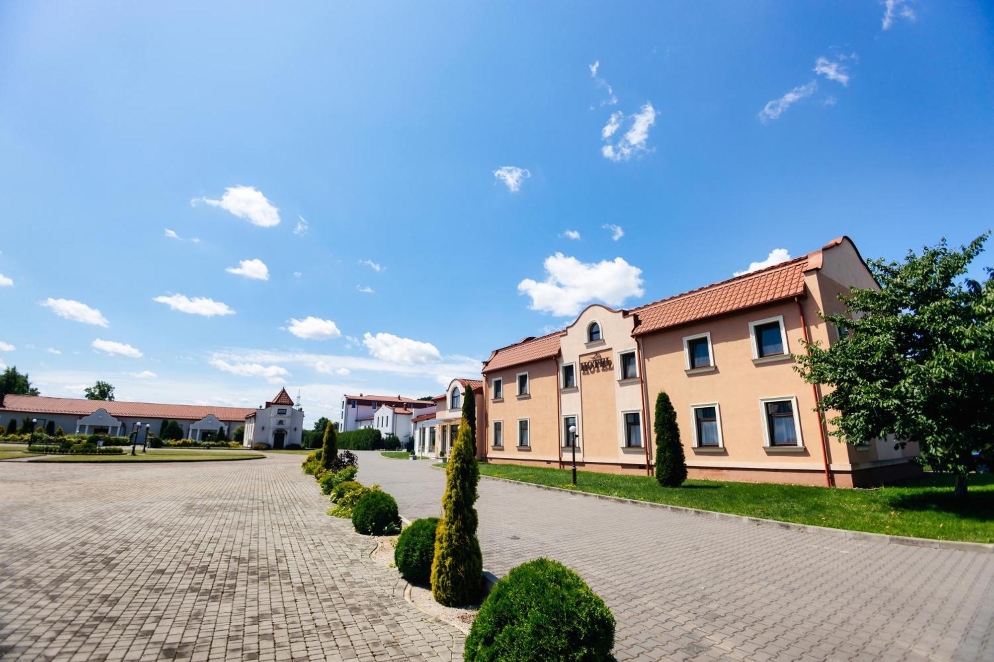 підгорецький маєток - Hotel